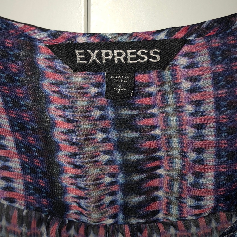 Express Top - Picture 3 of 5